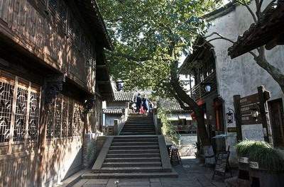 成都找人算面相風水多少钱《預測师陈叁悟》