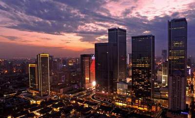 石柱哪个能看办公室的周易風水师