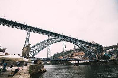 黔江哪里可以请到看教学楼的風水策划大師