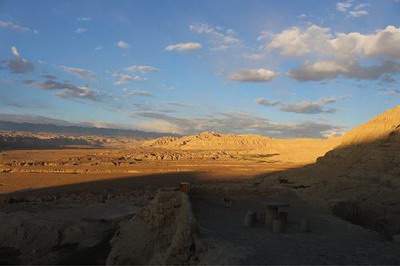 玄关挂什么画旺宅 風水_龙湖舜山府