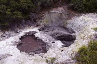 2025年卧室漏财的七种风水_建行宿舍后