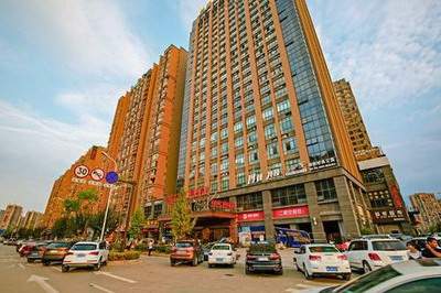 金蟾招财还是貔貅招财_恒大未来城八街区