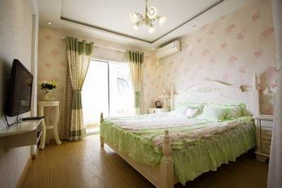 罗汉松种在庭院哪个位置合适<张焱胜>