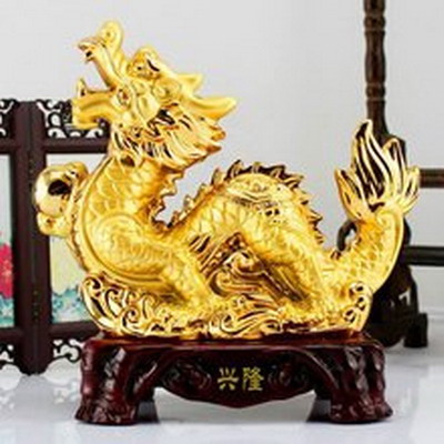 2000年属龙人一生运程什么时候转运？