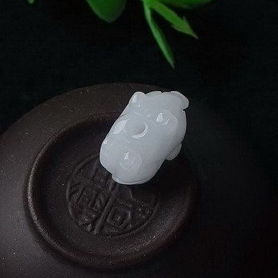 属猪11月出生的名人明星有谁？
