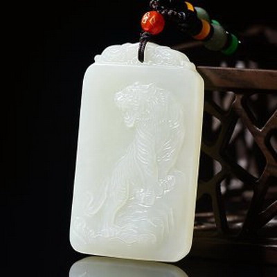 家有龙虎是不是旺属龙属虎在一起怎么样