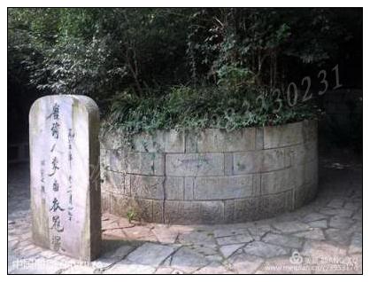 2024年阴历八月初四迁坟吉利吗，迁坟需要注意什么事项？